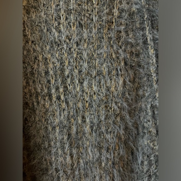 Cozy long sleeve sweater - Picture 6 of 8